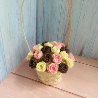 Basket with 27 chocolate roses